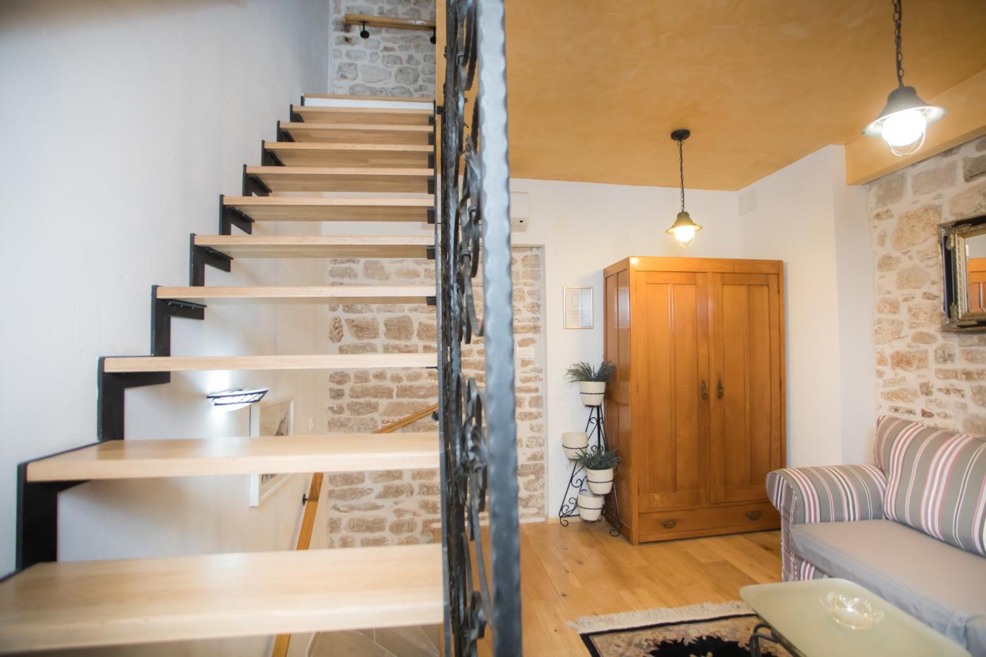Apartments Nove Crkve 시베니크 외부 사진