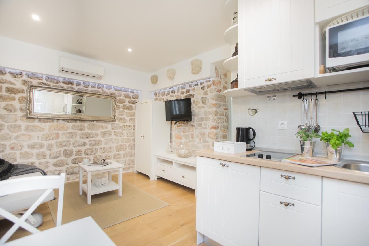 Apartments Nove Crkve 시베니크 외부 사진