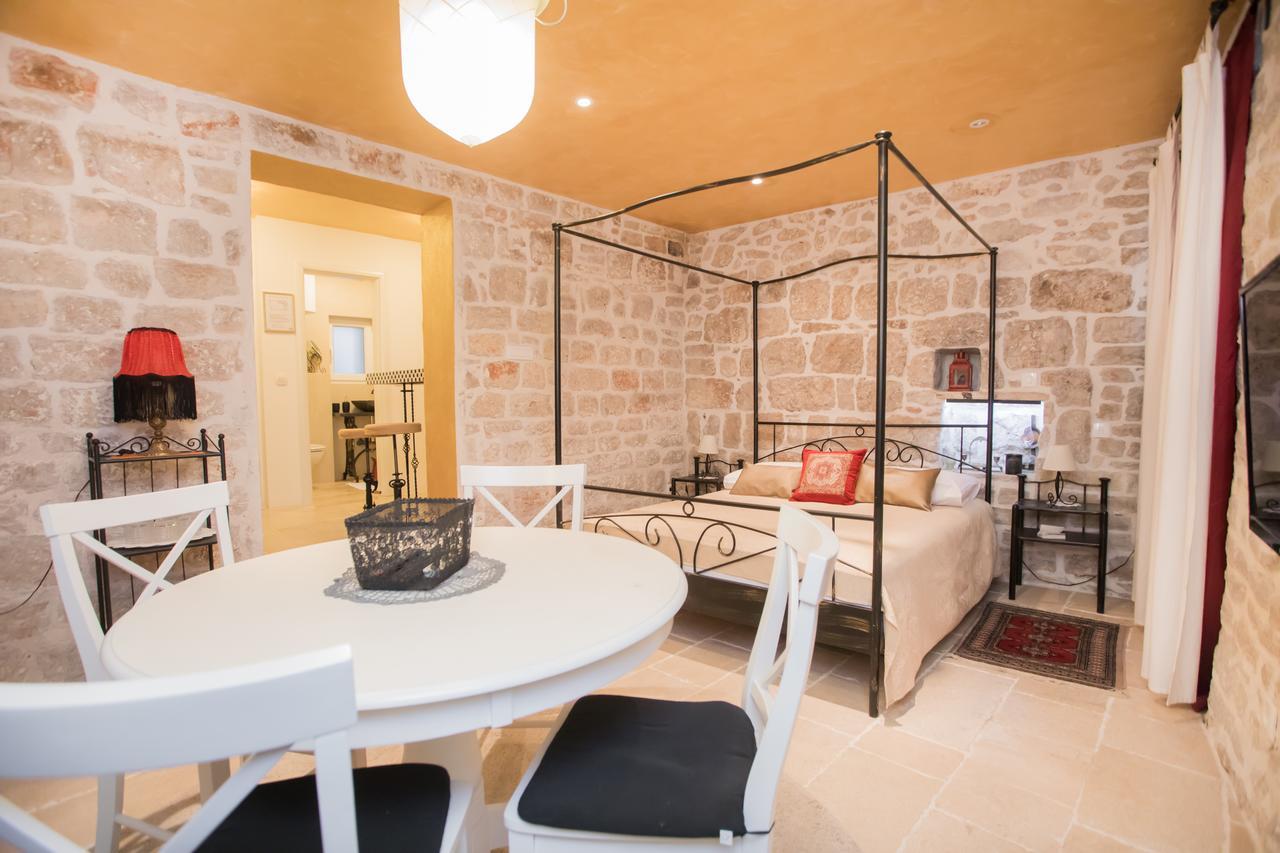 Apartments Nove Crkve 시베니크 외부 사진