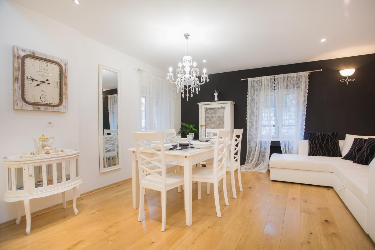 Apartments Nove Crkve 시베니크 외부 사진