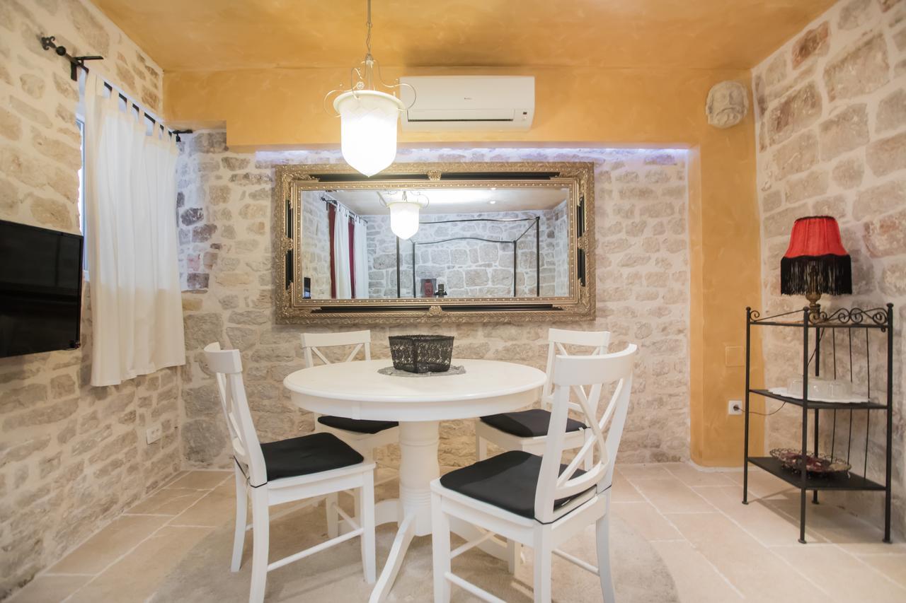 Apartments Nove Crkve 시베니크 외부 사진