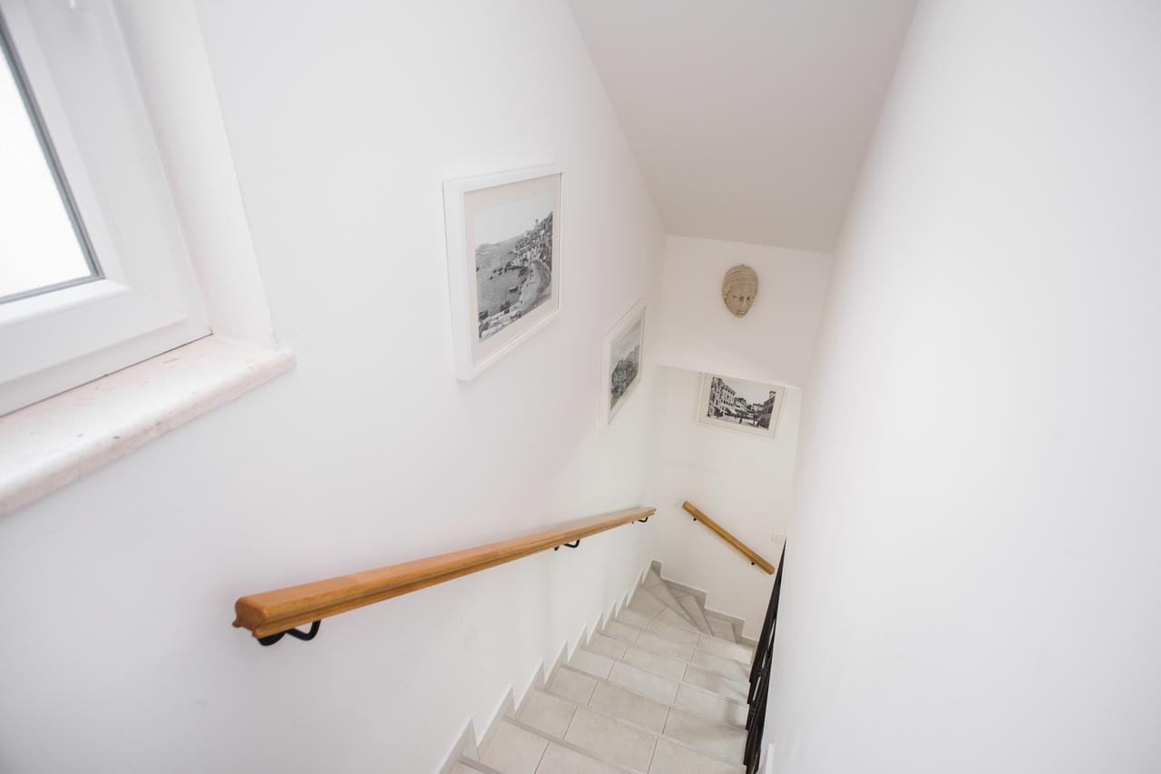 Apartments Nove Crkve 시베니크 외부 사진
