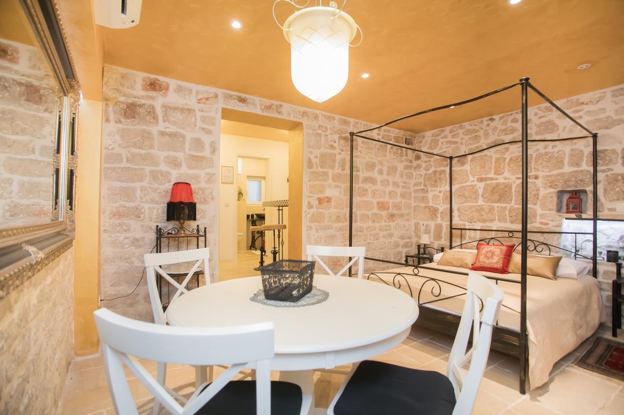 Apartments Nove Crkve 시베니크 외부 사진