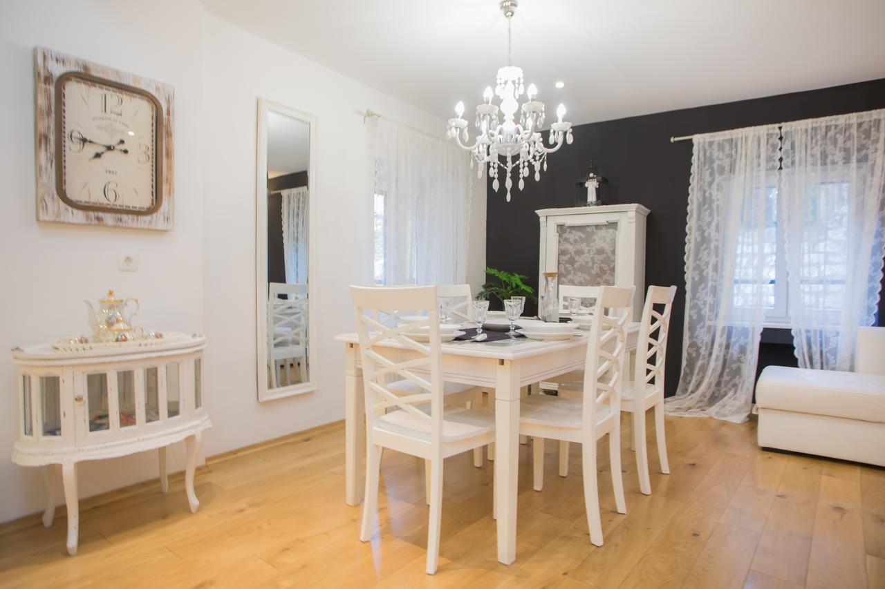 Apartments Nove Crkve 시베니크 외부 사진